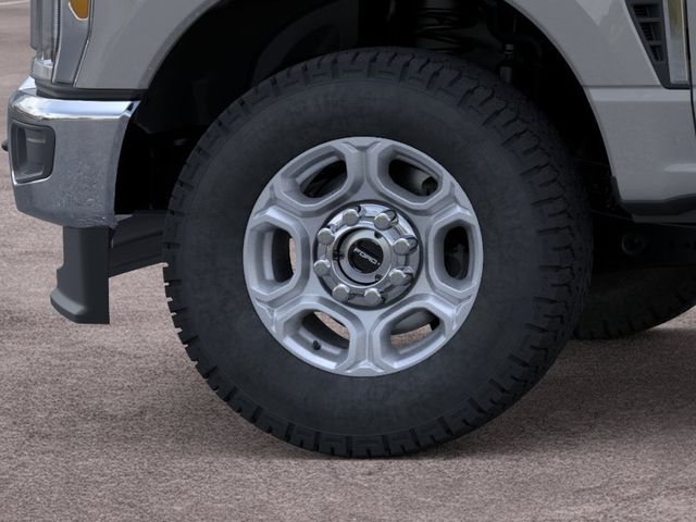 New 2026 White Ford XLT image 20