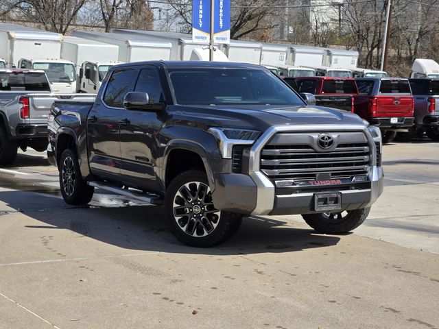 2022 Toyota Tundra Limited CrewMax Cab 4WD