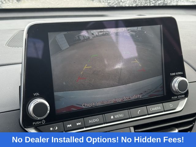 2023 Nissan Altima 2.5 SR White at Durrett Motor Company
