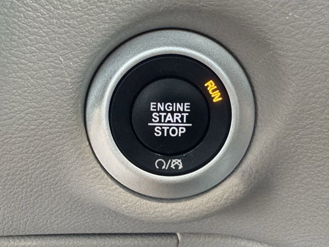 2024 Chrysler Pacifica Touring L White at Community Honda