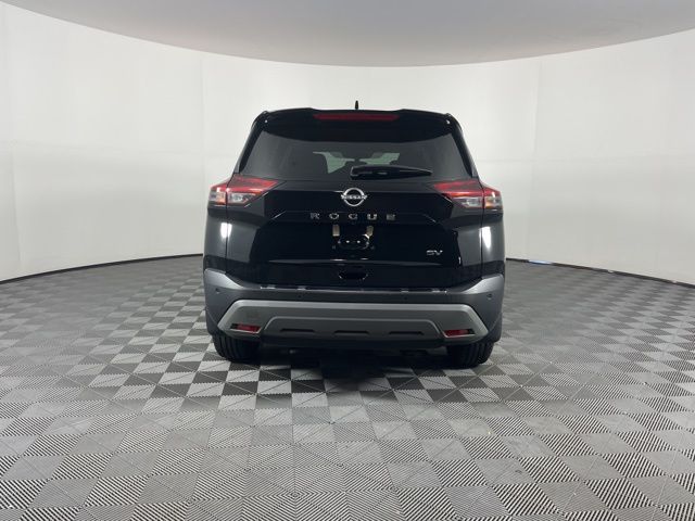 2022 Nissan Rogue SV 8