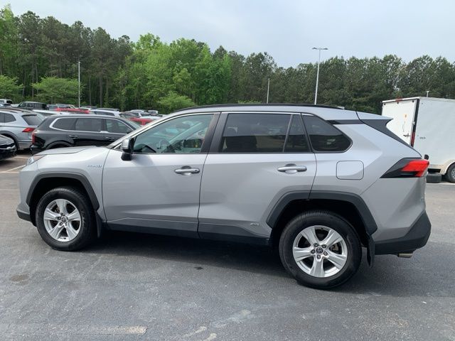 2021 Toyota RAV4 Hybrid XLE photo