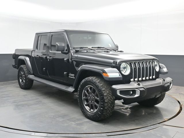 Used 2020 Black Jeep Overland image 2