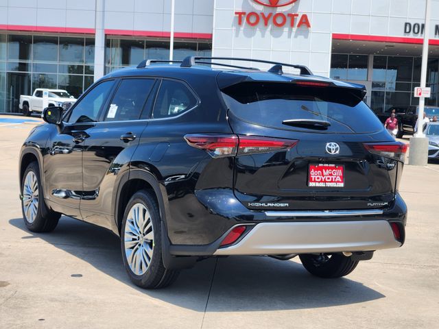 2026 Toyota Highlander Hybrid Platinum - 2