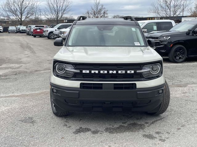 2024 Ford Bronco Sport Outer Banks 2