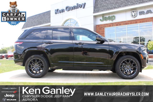 Diamond Black Crystal Pearlcoat 2025 Jeep Grand Cherokee 4xe SUV / Crossover Four-Wheel Drive 8-Speed Automatic
