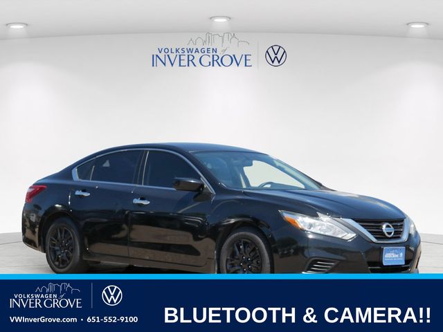 Super Black Clearcoat 2016 Nissan Altima Sedan Front-Wheel Drive Continuously Variable Transmission