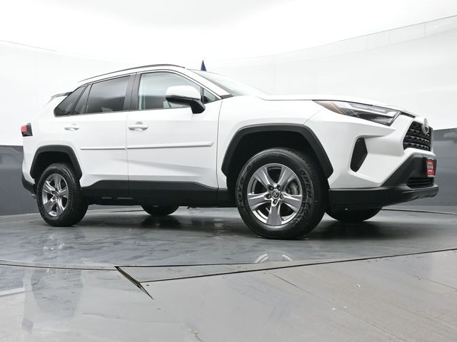 2023 Toyota RAV4 XLE 39