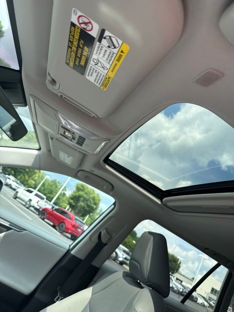 2023 Toyota RAV4 Limited - Photo 8