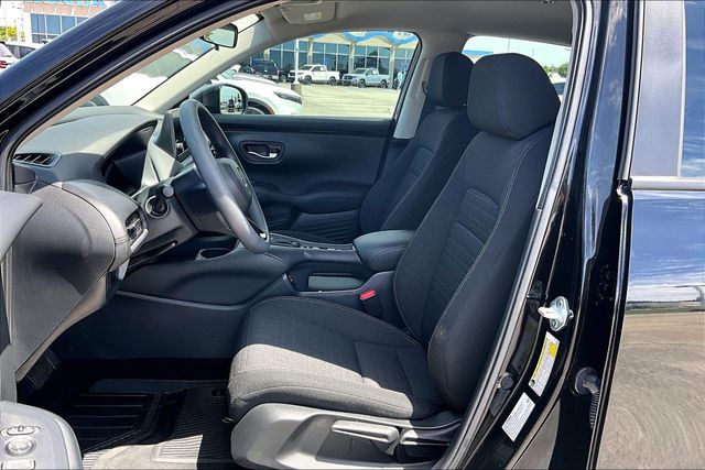 Used 2025 Honda HR-V LX 4D Sport Utility