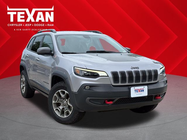2020 Jeep Cherokee Trailhawk Silver at Victoria Chrysler Dodge Jeep Ram