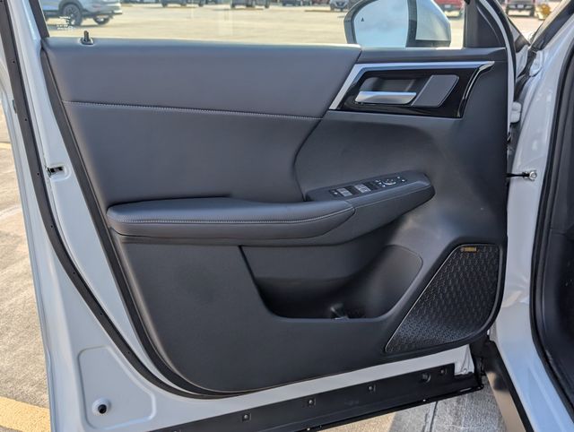 New 2026 White Mitsubishi SE image 10