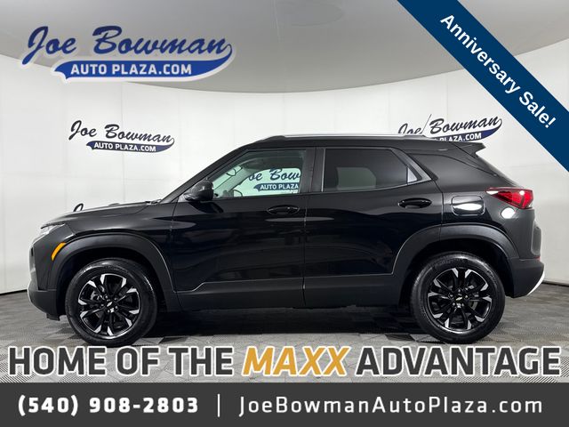 Mosaic Black Metallic 2023 Chevrolet Trailblazer LT AWD SUV / Crossover Four-Wheel Drive 9-Speed Automatic