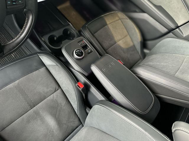 Used 2024 Gray Ford GT image 21