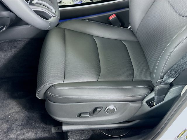 Thumbnail: 2026 Genesis GV70 - 20