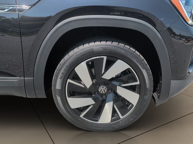 2024 VOLKSWAGEN ATLAS CROSS SPORT SE • 2.0L TURBO • FWD CLEAN CARFAX • 1 OWNER PANORAMIC SUNROOF • APPLE CARPLAY • ADAPTIVE CRUISE • BLIND SPOT MONITOR Thumbnail