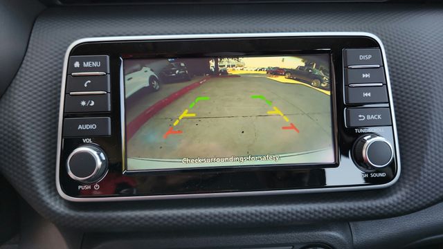 2025 Nissan Kicks Play