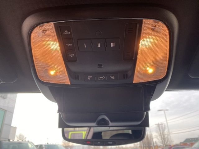 2026 Dodge Durango GT Plus HEMI V8 - White Knuckle Clearcoat exterior view 16