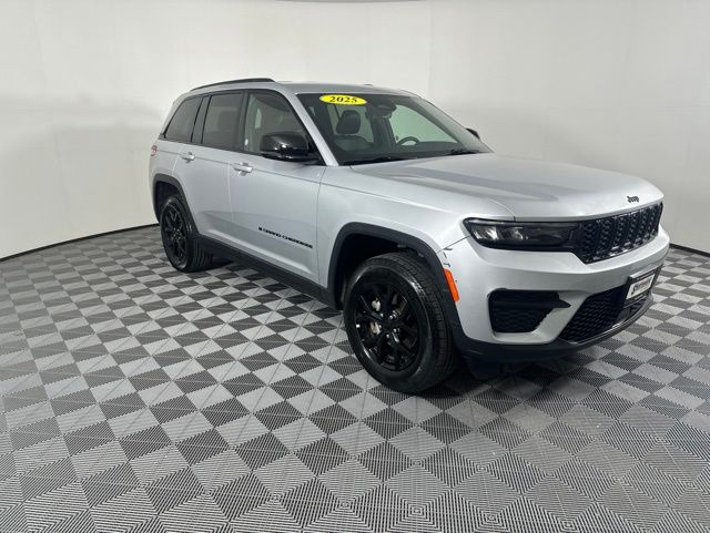 Used 2025 Jeep Grand Cherokee SUV