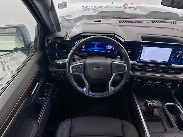 2024 Sterling Gray Metallic Chevrolet Silverado 1500 LT Trail Boss 4X4 Truck