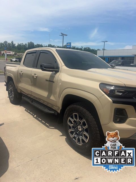 Sand Dune Metallic 2024 Chevrolet Colorado Pickup Truck Four-Wheel Drive 8-Speed Automatic