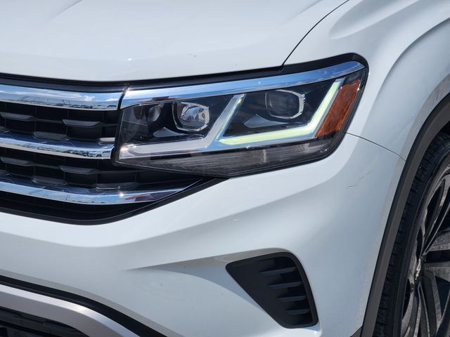 2022 Volkswagen Atlas Cross Sport 3.6L V6 SE w/Technology  at DeMontrond Auto Country