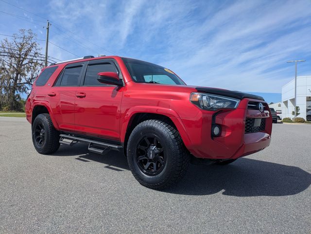 2020 Toyota 4Runner SR5 RWD