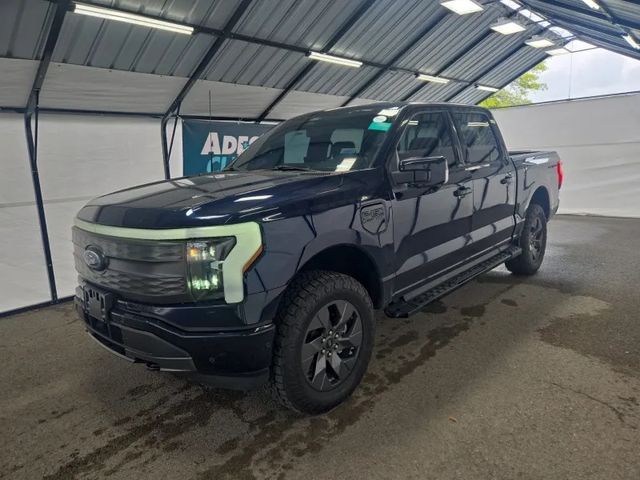 2022 Ford F-150 Lightning Lariat SuperCrew AWD