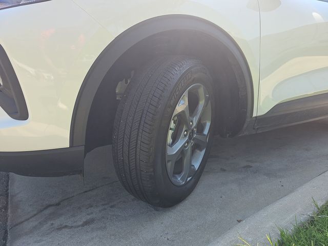 Used 2025 White Ford ST-Line Select image 29