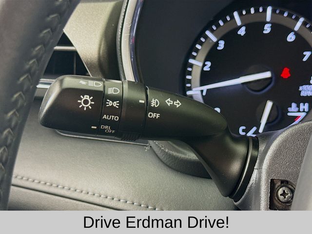 Used 2021 Toyota Highlander SUV