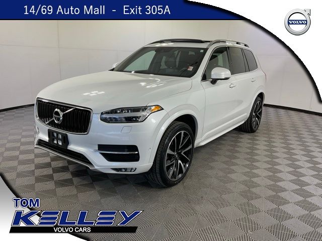 2018 Volvo XC90 T6 Momentum AWD