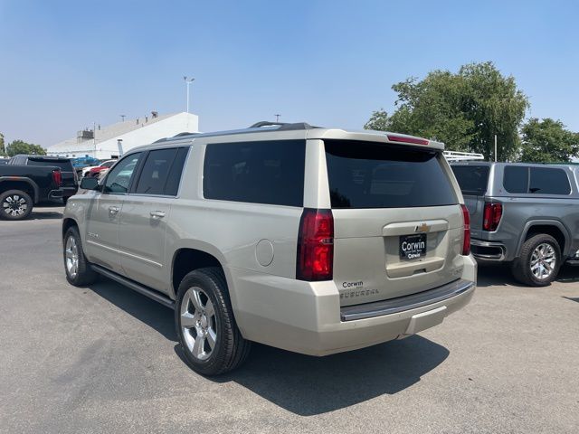 2017 Chevrolet Suburban Premier 31