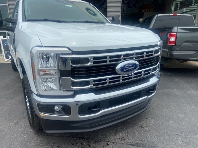 2025 Ford F-350SD XLT - 4