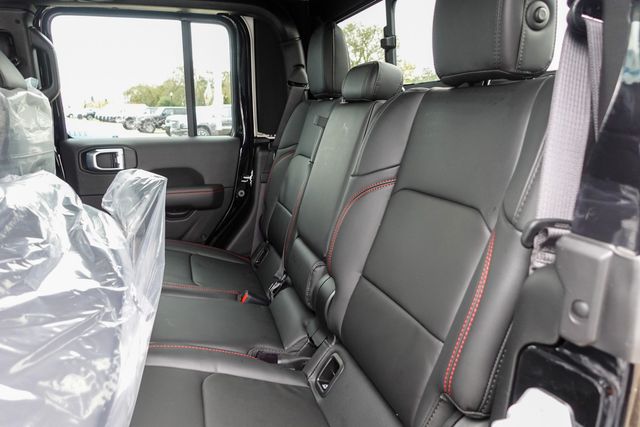 new 2026 Jeep Gladiator car, priced at $61,905