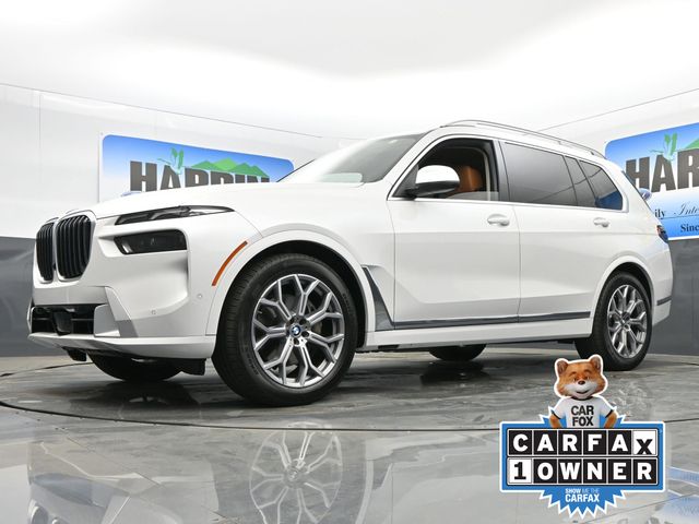 2023 BMW X7 xDrive40i photo