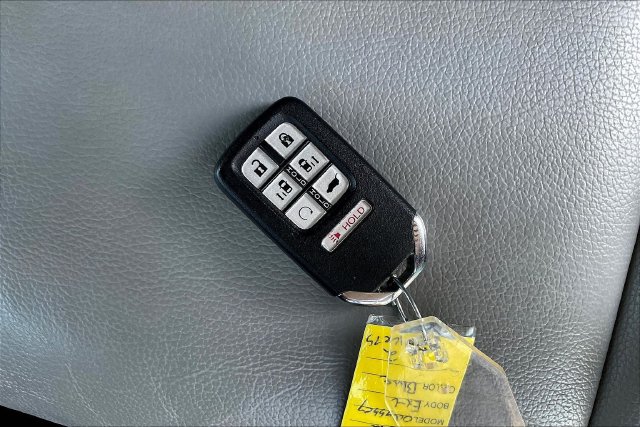 Used 2022 Honda Odyssey Van