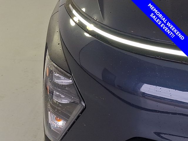 2025 Hyundai Kona SEL - Photo 10