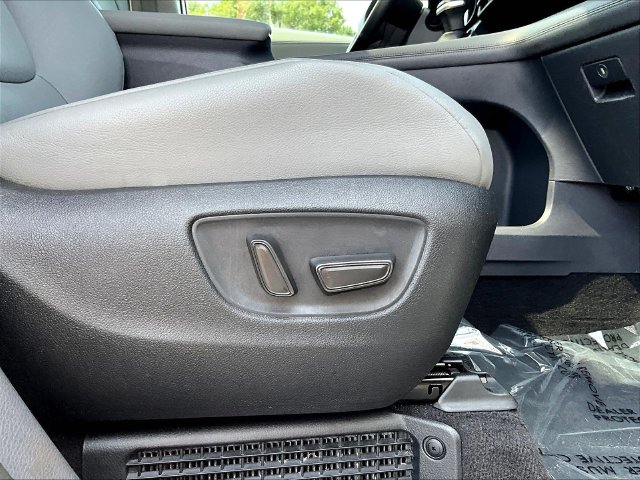 Used 2023 Toyota Sienna Van
