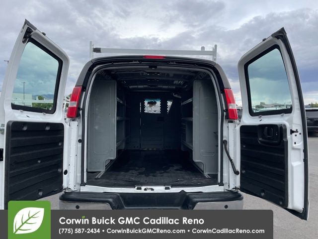 2018 GMC Savana 2500 Work Van 16