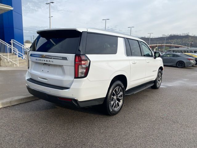 2021 Chevrolet Suburban LS photo