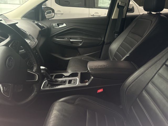 2018 Ford Escape SEL 9