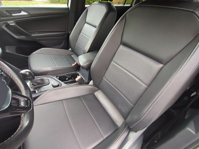 Used 2021  Volkswagen 2.0T SE R-Line Black image 27