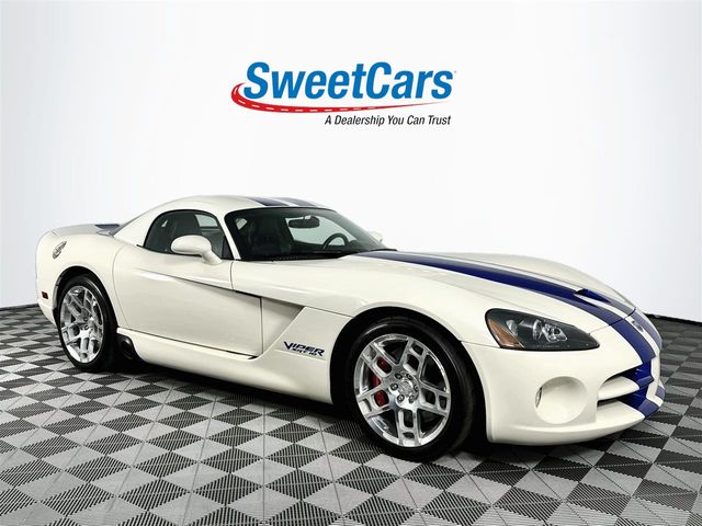 Stone White Clearcoat 2006 Dodge Viper Coupe Rear-Wheel Drive 6-Speed Manual