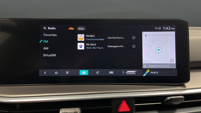 Used 2025 White Kia SX Prestige image 32