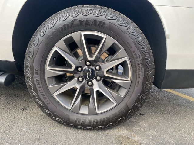 Used Car 2024 Chevrolet Suburban  Z71 For Sale Under $70,000 In San Antonio, Texas