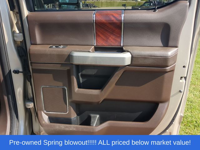Used 2017 White Gold Metallic Ford King Ranch image 43