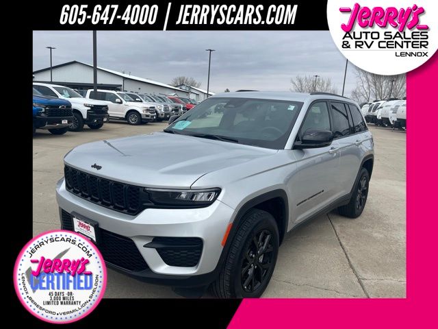 2025 Jeep Grand Cherokee Altitude 4WD