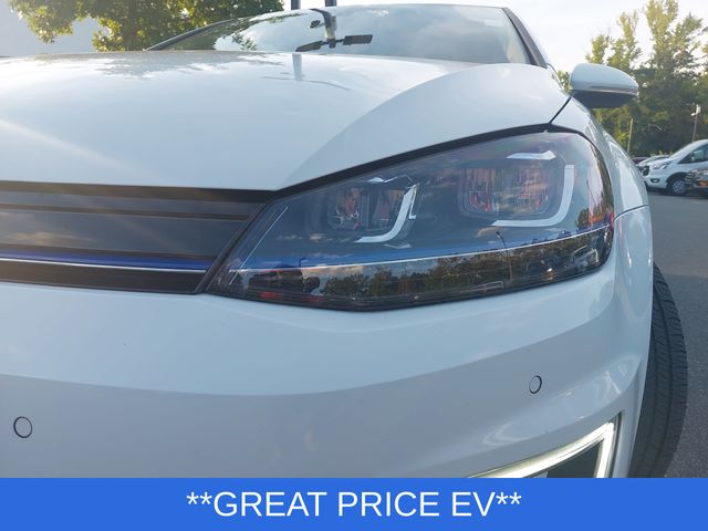 Used 2015 White Volkswagen SEL Premium image 28