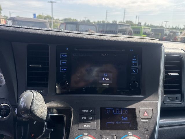 Used 2015 Toyota Sienna Van