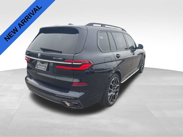 2023 BMW X7 xDrive40i 4